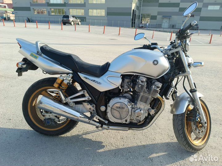 Yamaha xjr1300