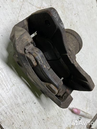 Суппорт тормозной передний левый Lacetti