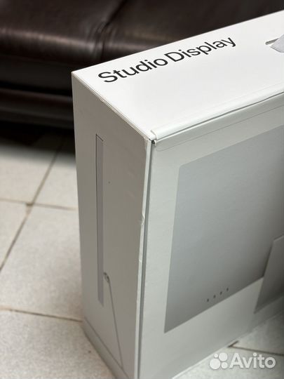 Apple Studio Display 27 Standard glass