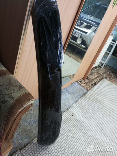 Спойлер на заднюю дверь Nissan X-Trail T31