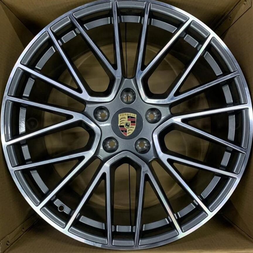 Литые диски Porsche 10×R21 5×130