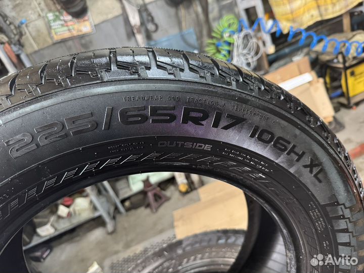 Nokian Tyres Hakka Blue SUV 225/65 R17 106H