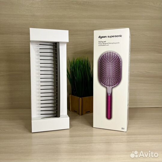 Набор расчесок Dyson (Малайзия)