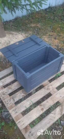 Сундук деревянный