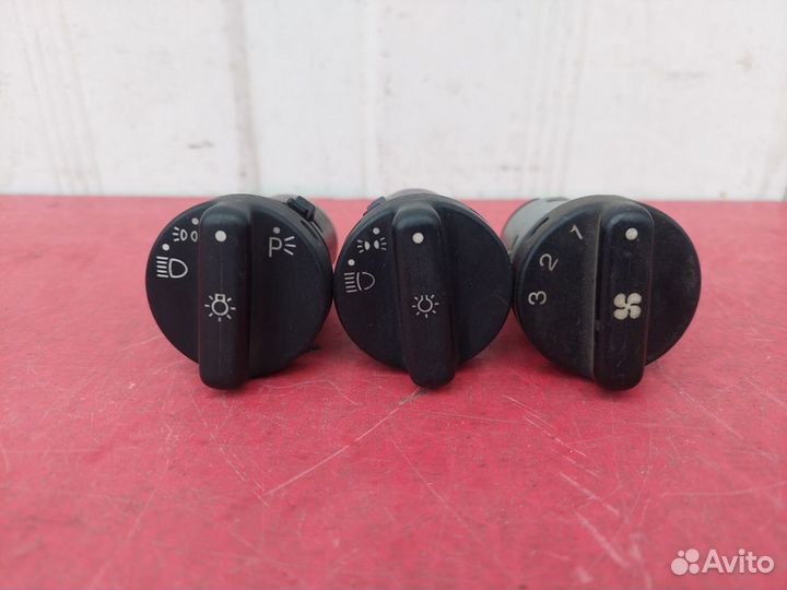 Переключатель света Ford Scorpio