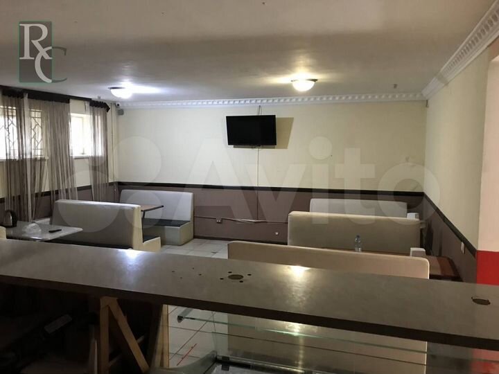 Помещение 177 м2 на первой линии Толстого