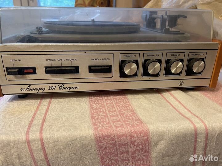 Проигрыватель винила Аккорд 201