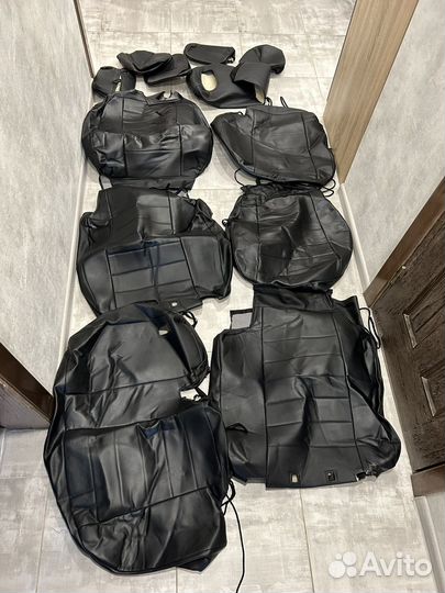 Чехлы кожаные