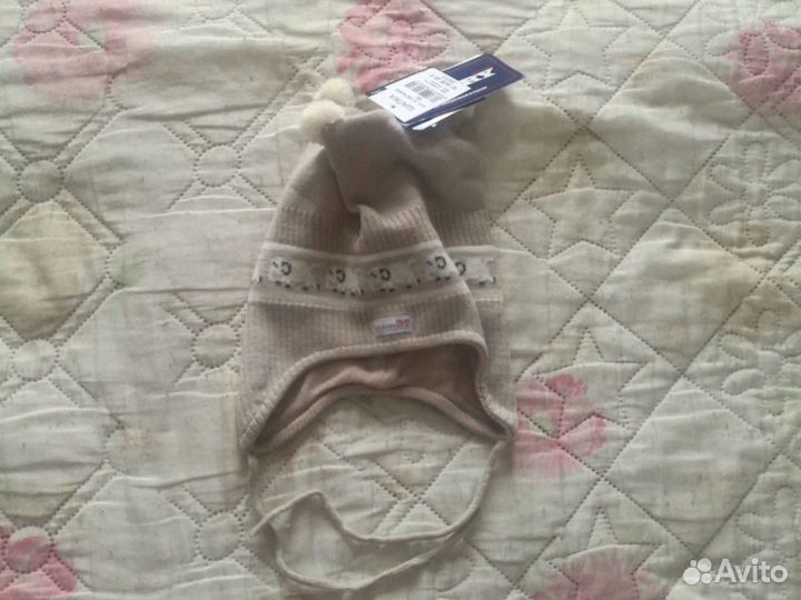 Шапка на весну-осень