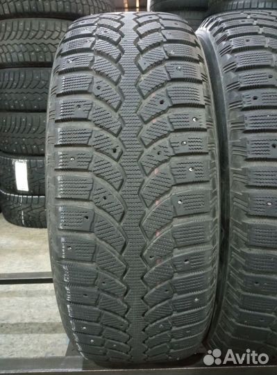 Bridgestone Blizzak Spike-01 235/60 R18 101