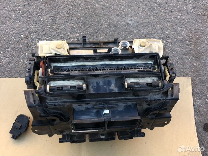 Моторчики заслонки печки audi A4 B8 audi Q5