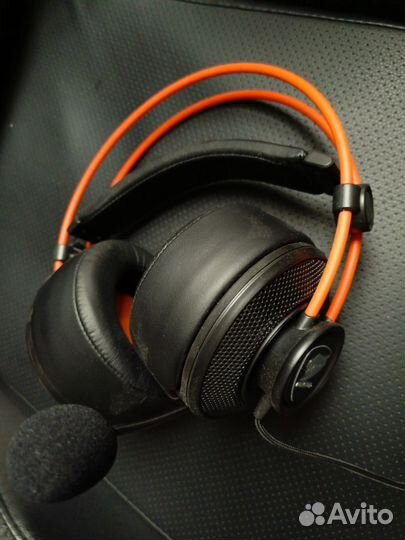Игровые наушники