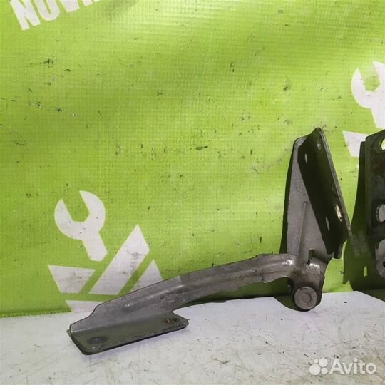 Петля капота Форд Фокус 1