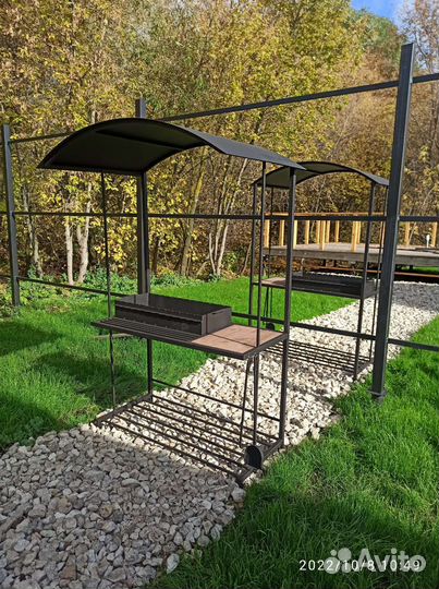 Мангал с крышей 