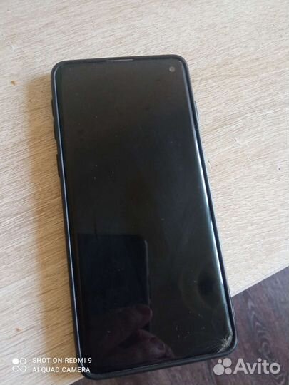 Продам самсунг galaxy s10