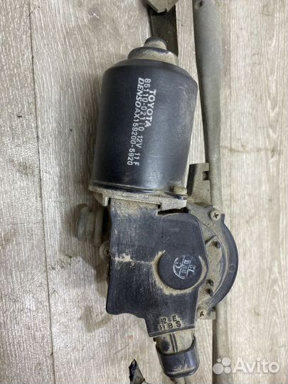 Моторчик стеклоочистителя передний Pontiac Vibe