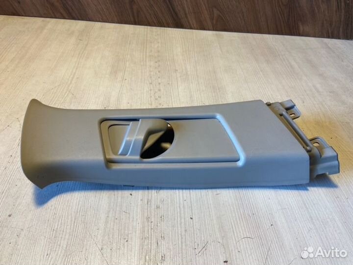 Накладка стойки правая Toyota Corolla 180 1zrfe