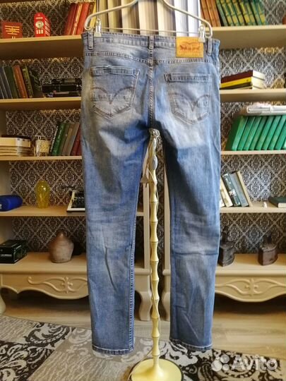 Джинсы Levis мужские
