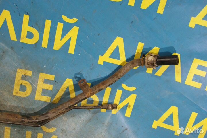 Заливная горловина бензобака Ford Mondeo 3