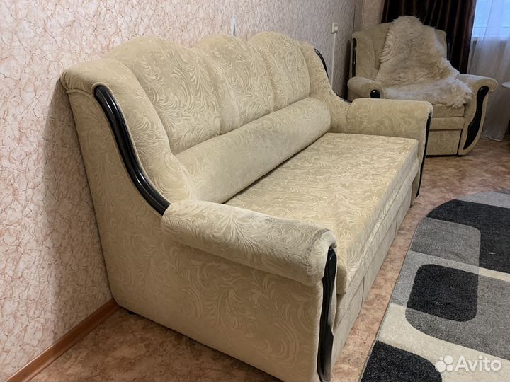 Диван и 2 кресла