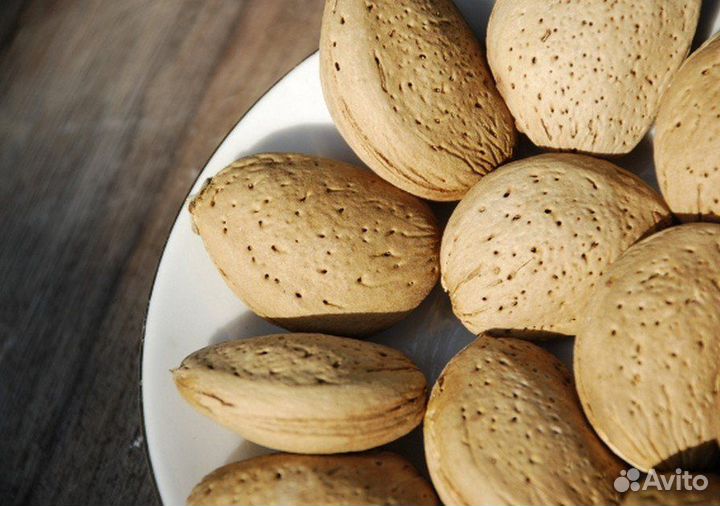 Миндаль семена Амаретто