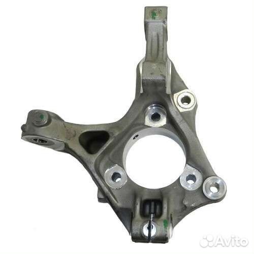 Кулак поворотный левый