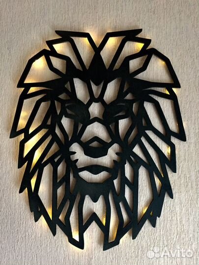 Панно «лев символ силы» с подсветкой