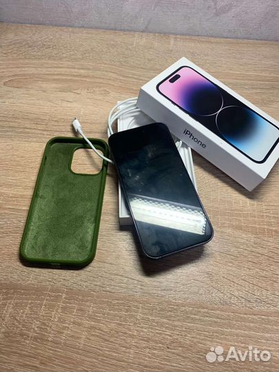 iPhone 14 pro 256 gb deep purple