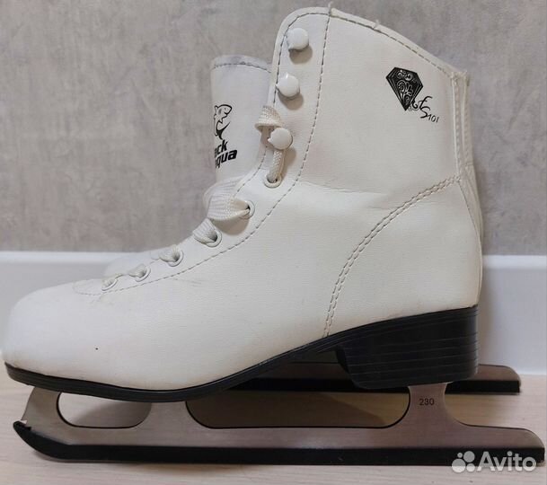 Коньки женские