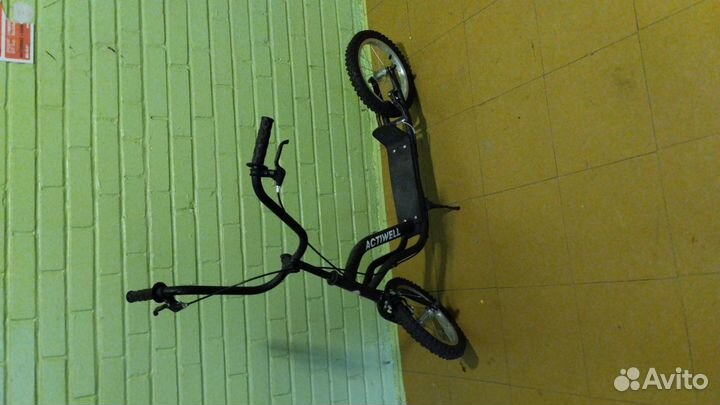 Самокат детский новый