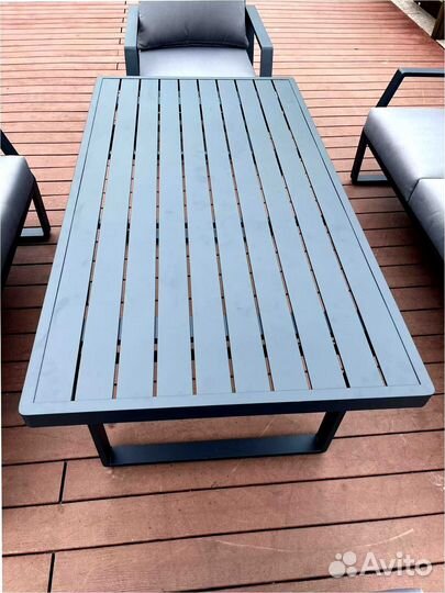 Садовая мебель с подушками