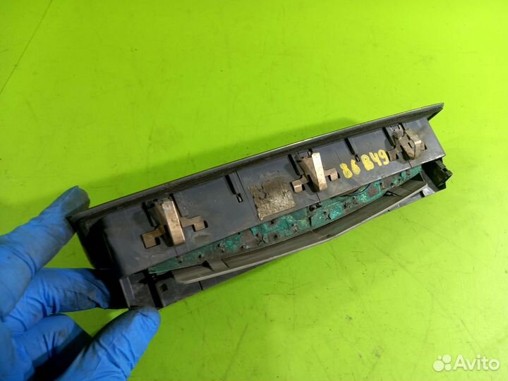 Стоп сигнал задний для Opel Zafira В