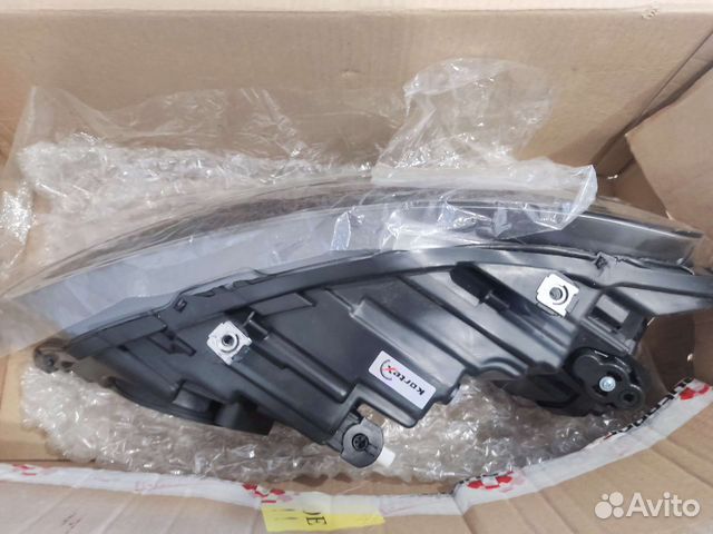 Фара vw polo 2014