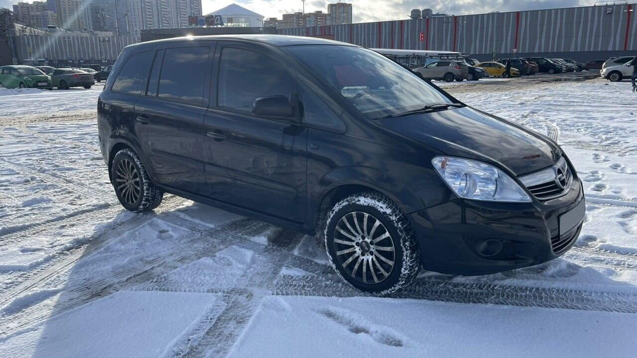 Opel Zafira: фото владельца