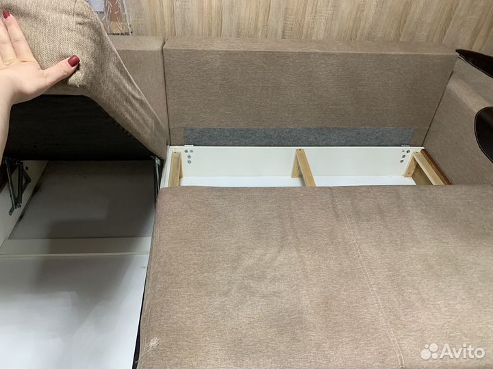 Диван угловой б/у