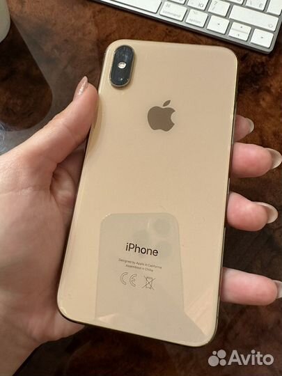 Телефон iPhone xs