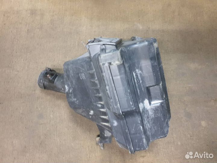 Корпус воздушного фильтра R Infiniti FX/QX70 S51