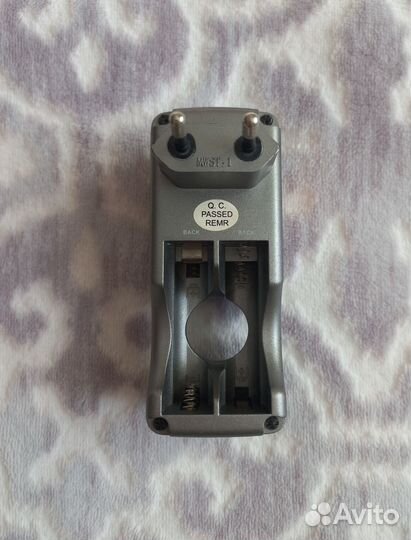 Зарядное устройство для батареек GP PB31GS