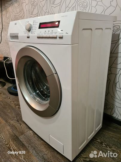 Стиральная машина AEG 6кг