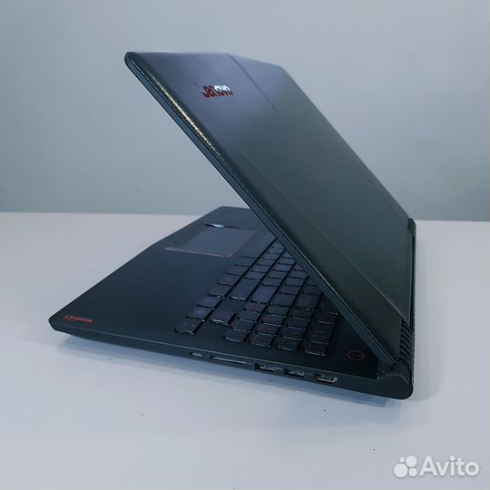 Ноутбук lenovo legion Y520-15ikbn i5 GTX 1050