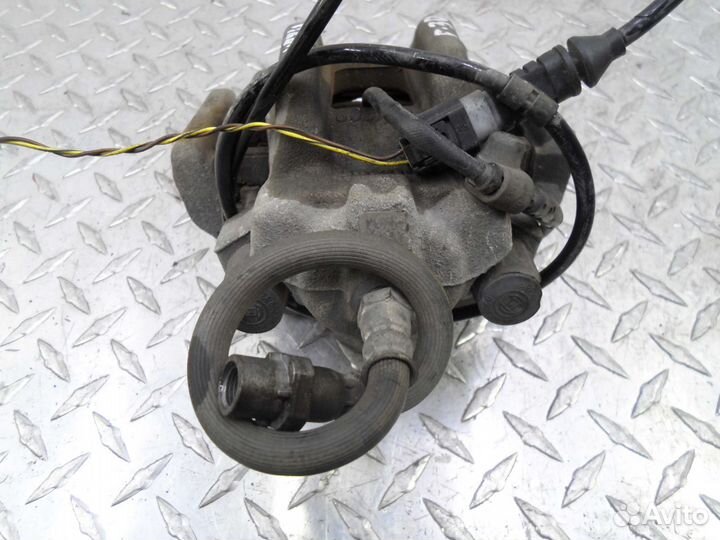 Суппорт задний правый BMW 3-Series F30