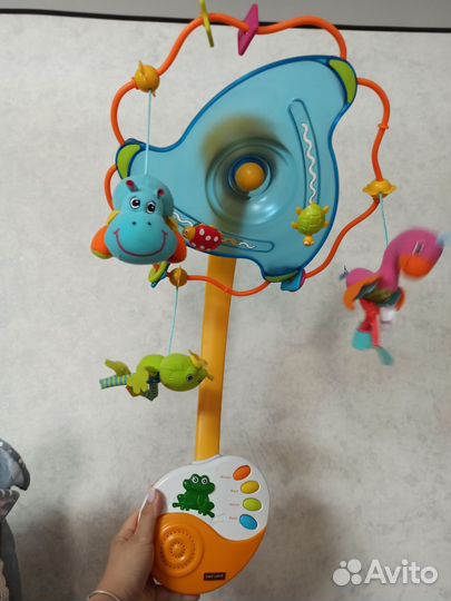 Мобиль на кроватку tiny love