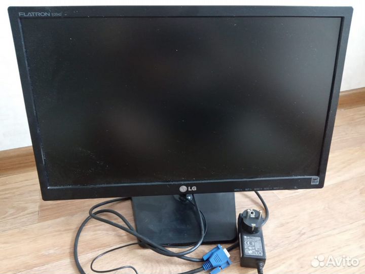 ЖК монитор 20