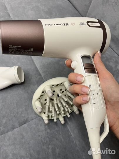 Фен Rowenta Premium Care Pro CV7461F0