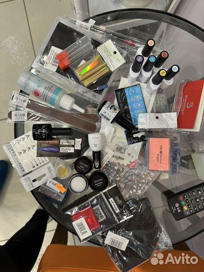 Для наращивания ногтей набор