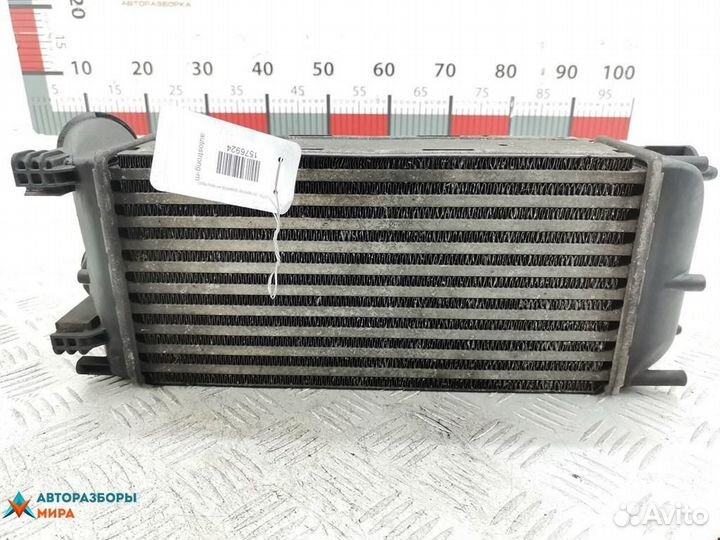 Интеркулер Peugeot 308 T7 2009 0384L4