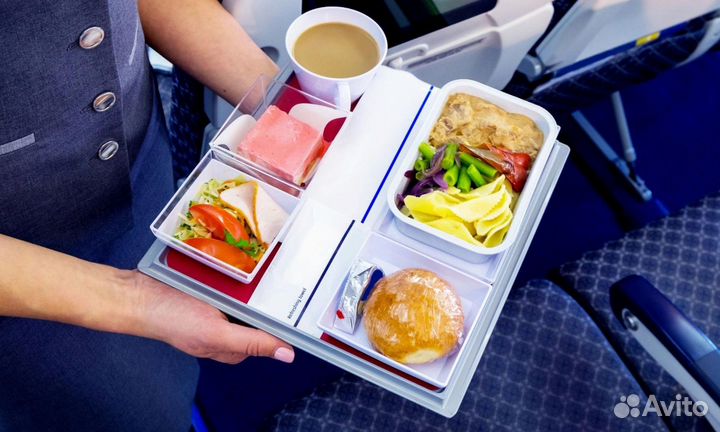 Упаковщик VIP обедов в аэропорт