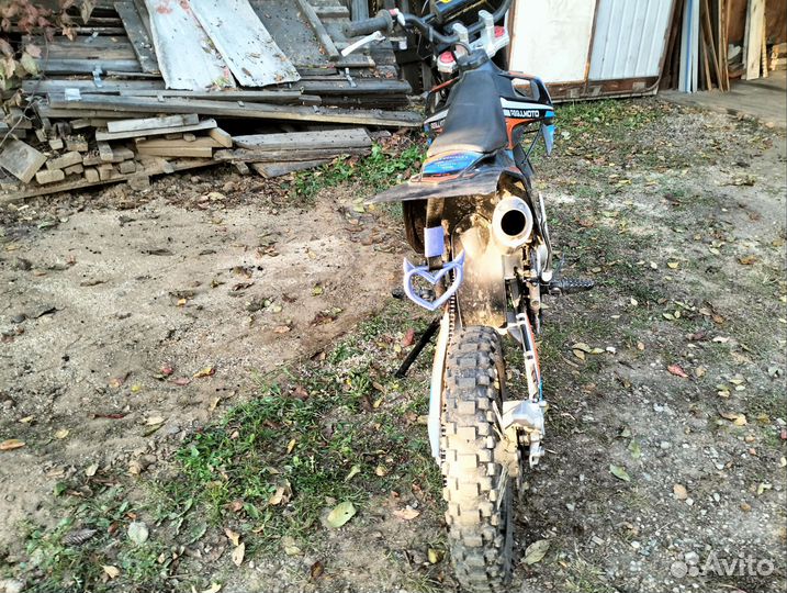 Продаю питбайк regulmoto pilot 17/14 125 em