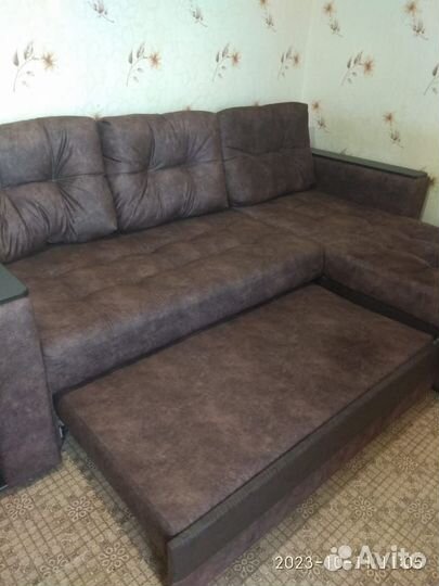 Диван продам