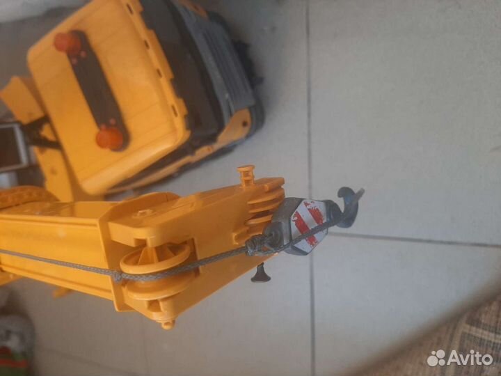 Автокран bruder scania 03-570